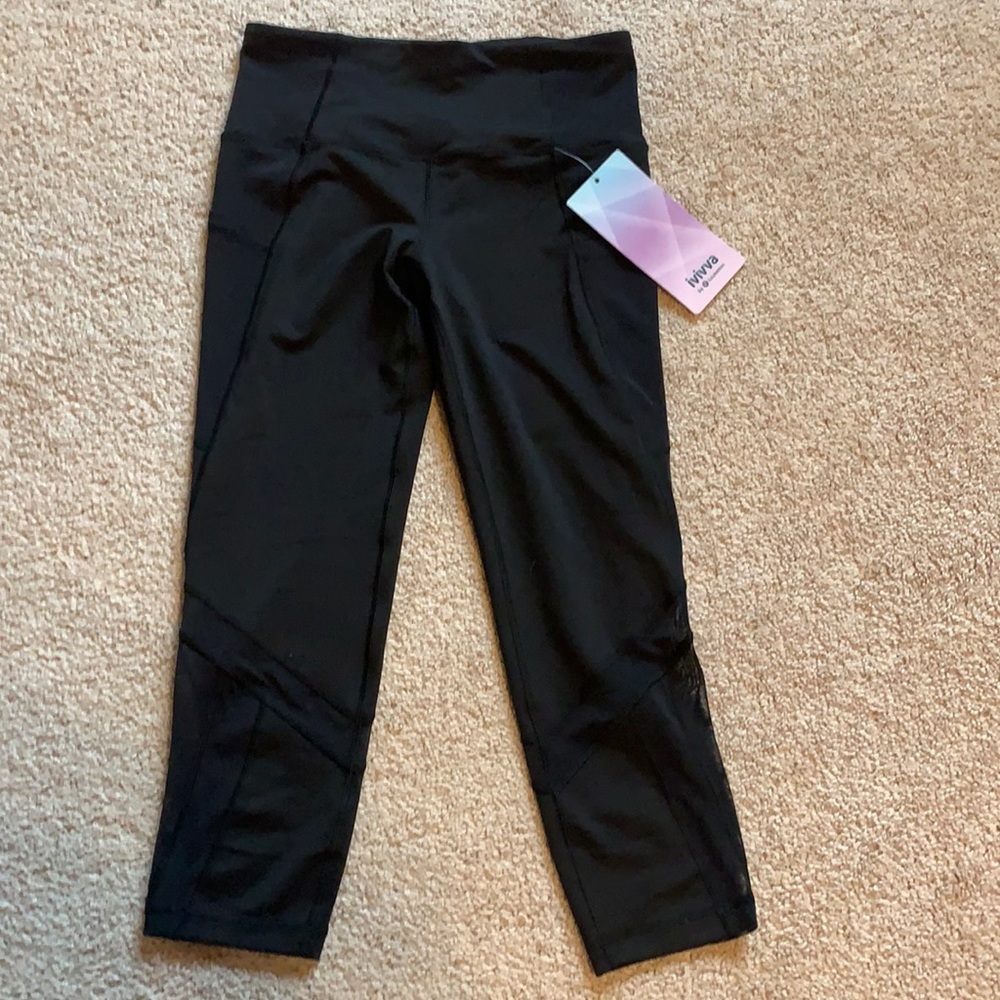 Free To Train Crop Ivivva leggings